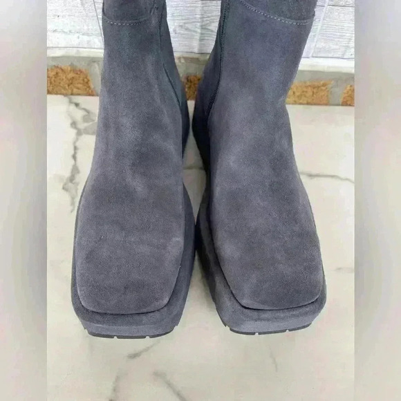 Equitare Nilton pewter suede boot size 38/8 - Picture 6 of 13